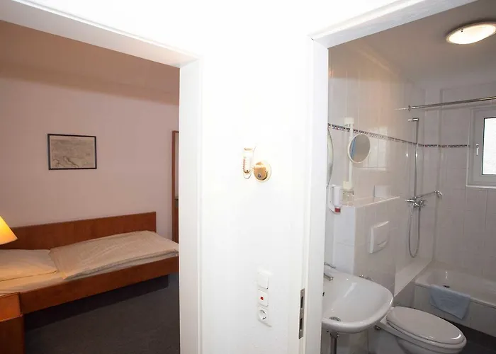 Zur Stemmer Post Gæstehus 3*